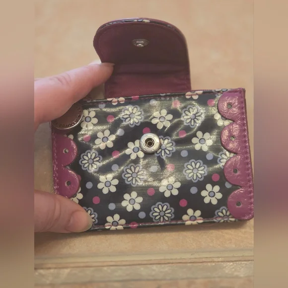 Vera Bradley Floral Wallet - Picture 3 of 6